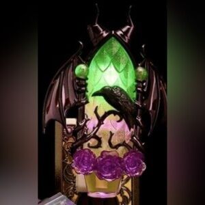 Disney X Bath & Body Works Wallflowers Maleficent & Fragrance Light Up